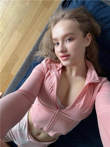 Want me to be the first thing you see every morning? Your new wallpaper is waiting... ?